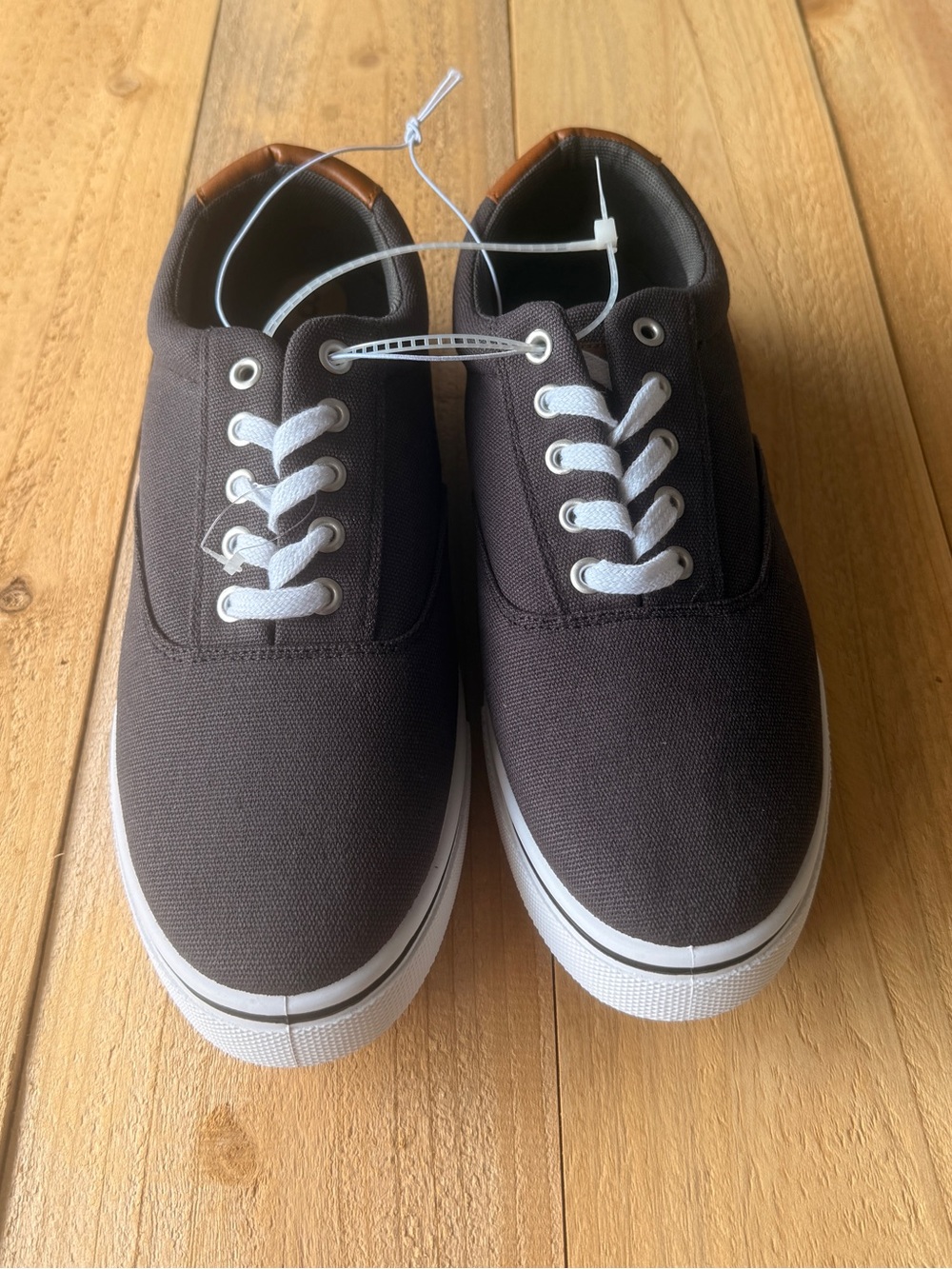 Lands' End Men's Canvas Sneakers in Dark gray with White Sole NWT